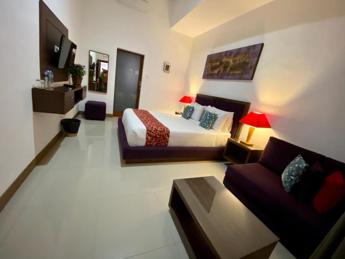 Dikubu Belong Seminyak Hotel Exterior photo
