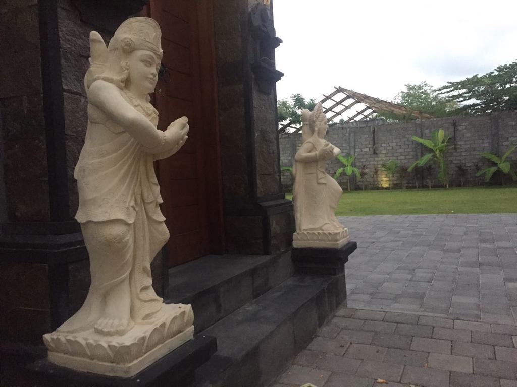 Dikubu Belong Seminyak Hotel Exterior photo